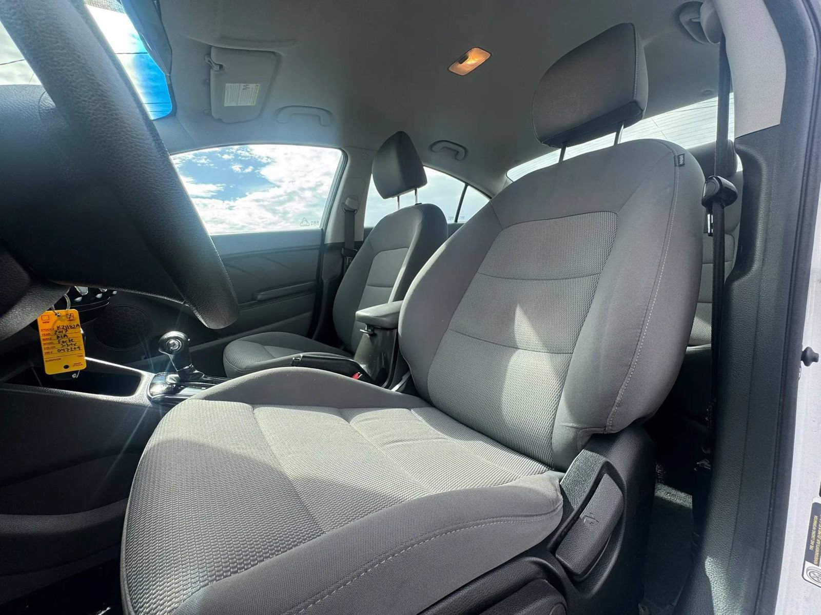 Used 2017 Kia Forte LX FWD image 19