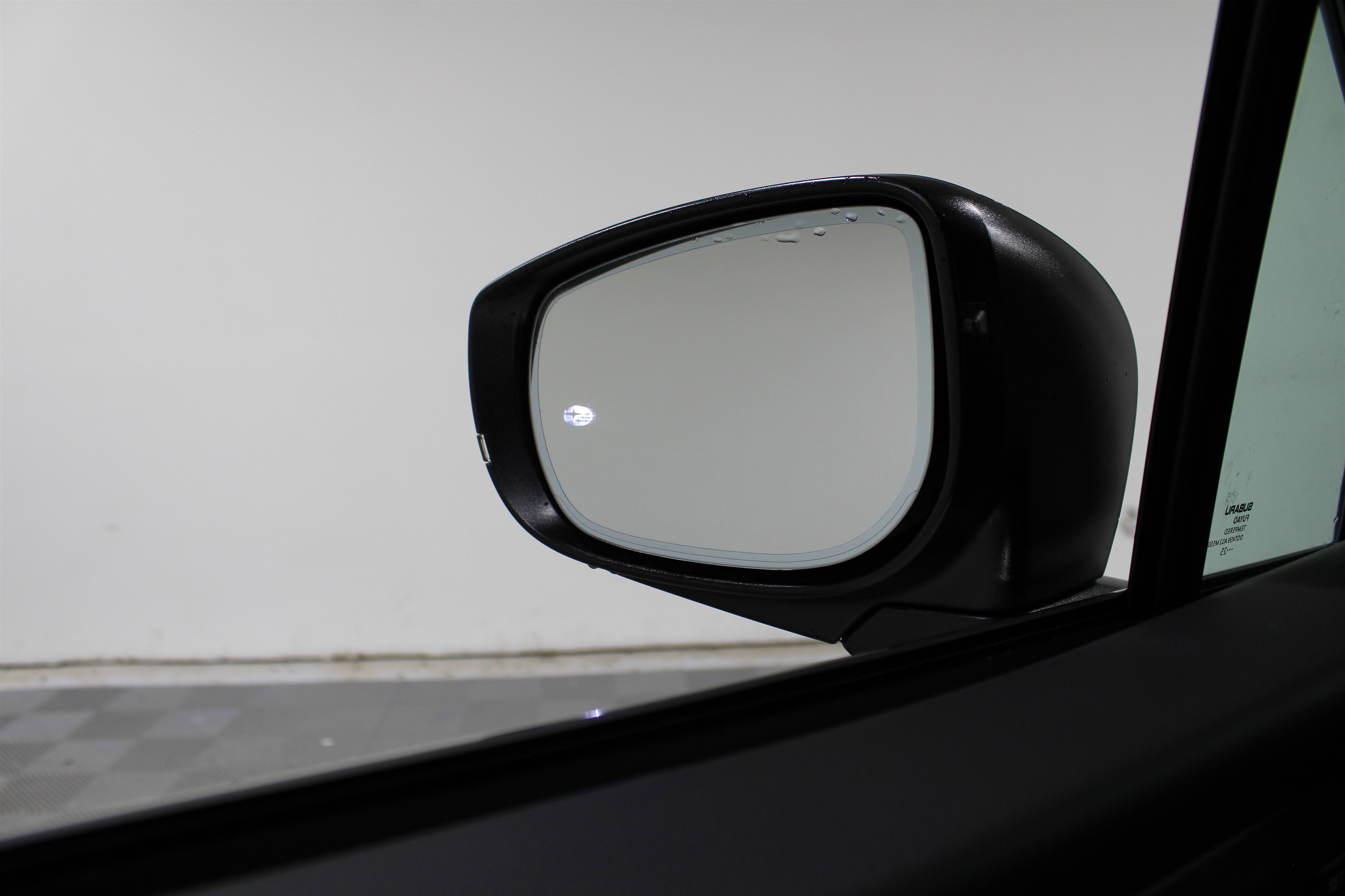 New 2025 Subaru Ascent Limited image 17