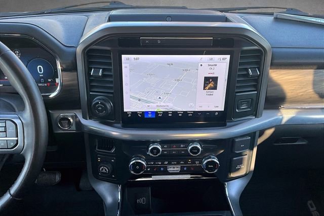 Certified 2025 Ford F150 Lariat w/ FX4 Off-Road Package image 4