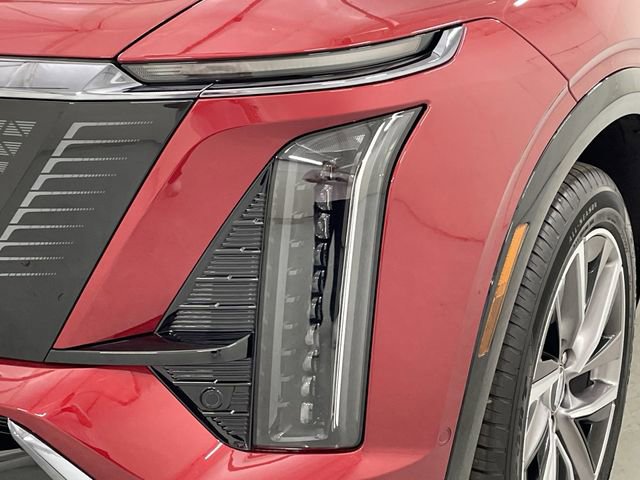 New 2026 Cadillac Vistiq Sport w/ LPO, Floor Liner Package image 16