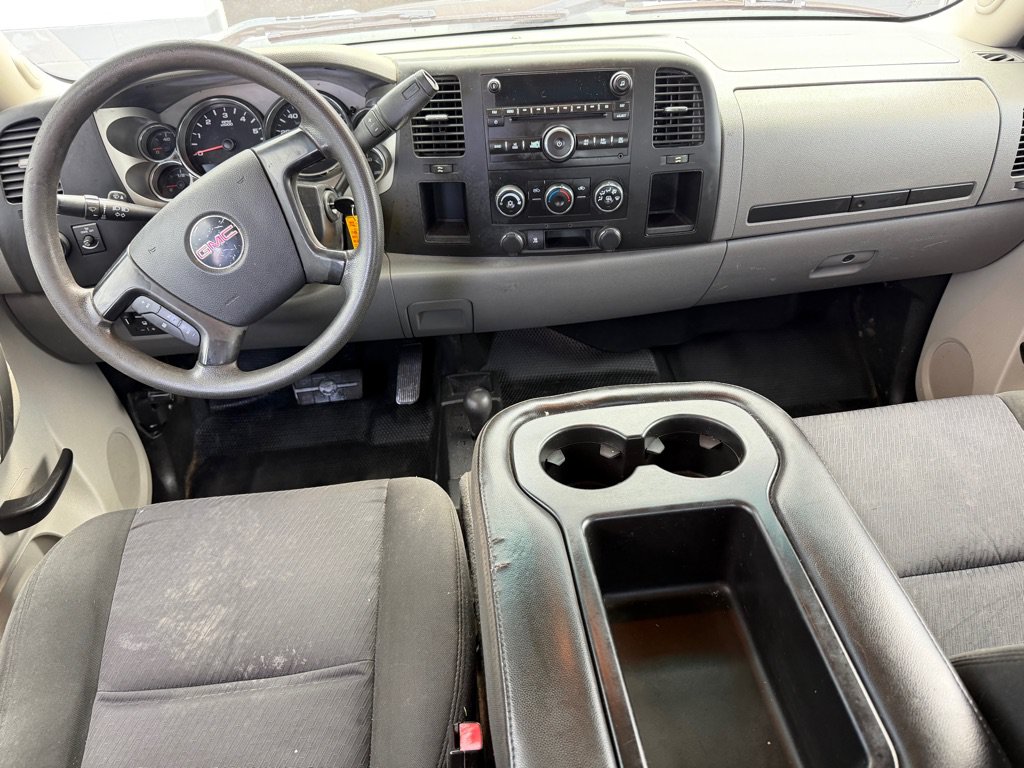 Used 2011 GMC Sierra 2500 W/T AWD/4WD image 10