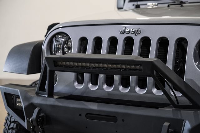 Used 2015 Jeep Wrangler Unlimited Sport AWD/4WD image 19