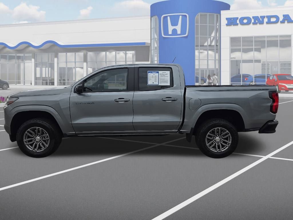 Used 2023 Chevrolet Colorado LT w/ LT Convenience Package image 5