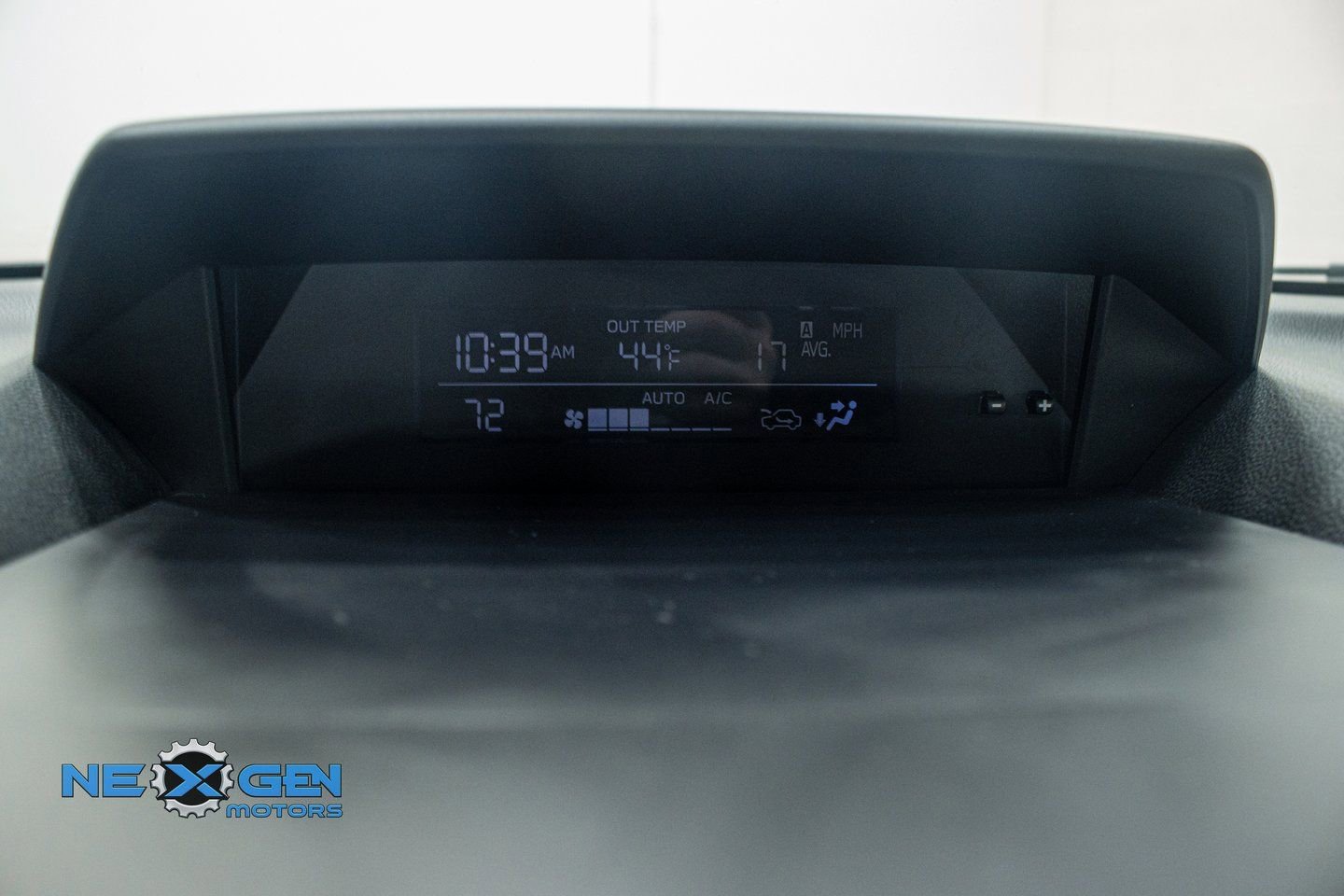 Used 2020 Subaru Crosstrek 2.0i Premium w/ Moonroof Package 2 image 19