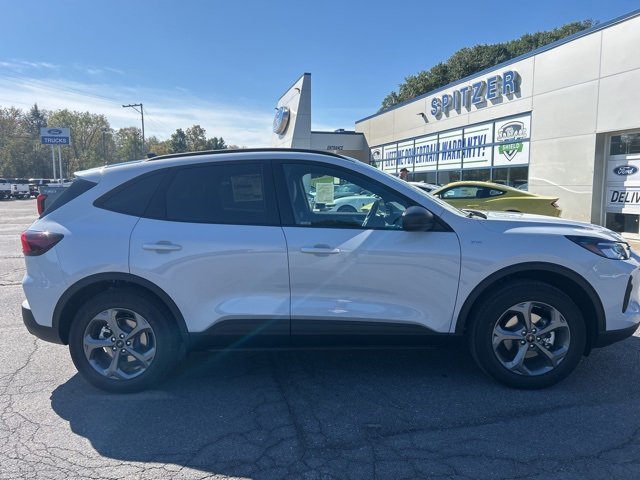 New 2026 Ford Escape ST-Line w/ Tech Pack #1 image 4