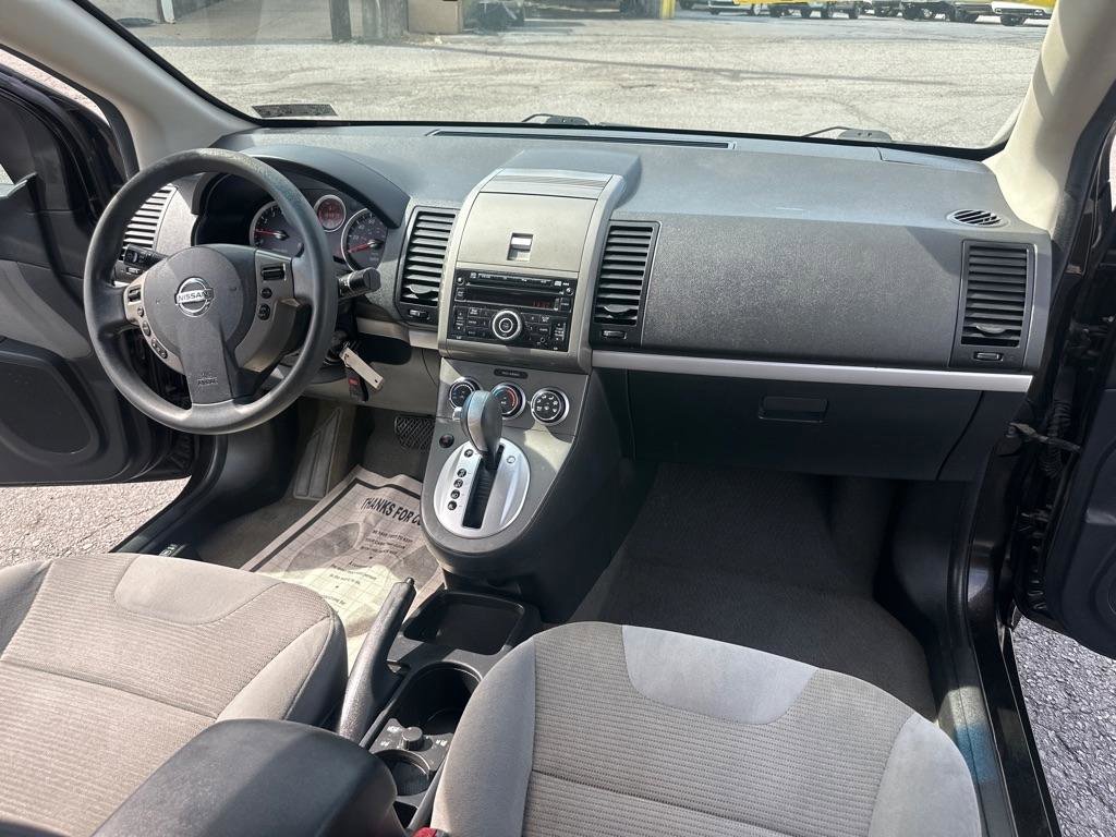 Used 2010 Nissan Sentra 2.0 S FWD image 39