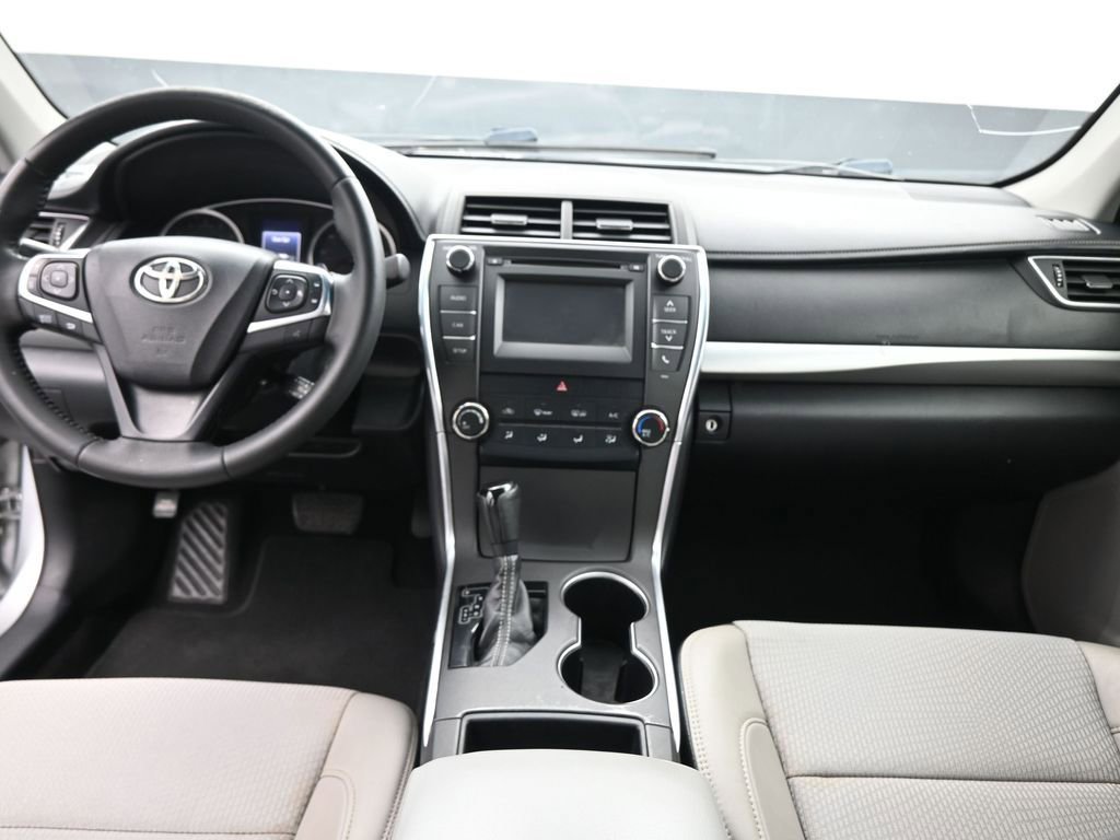 Used 2016 Toyota Camry SE FWD image 20
