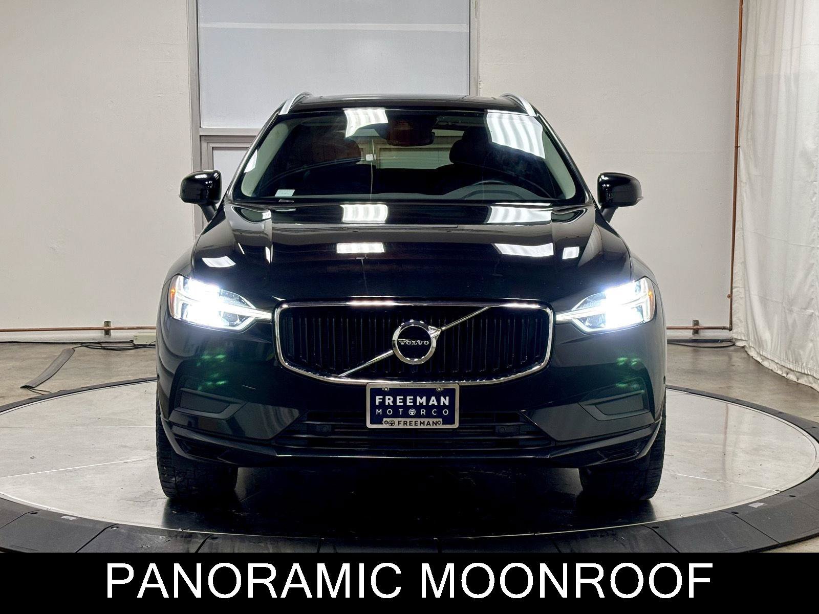 Used 2019 Volvo XC60 T5 Momentum w/ Multimedia Package AWD/4WD image 3