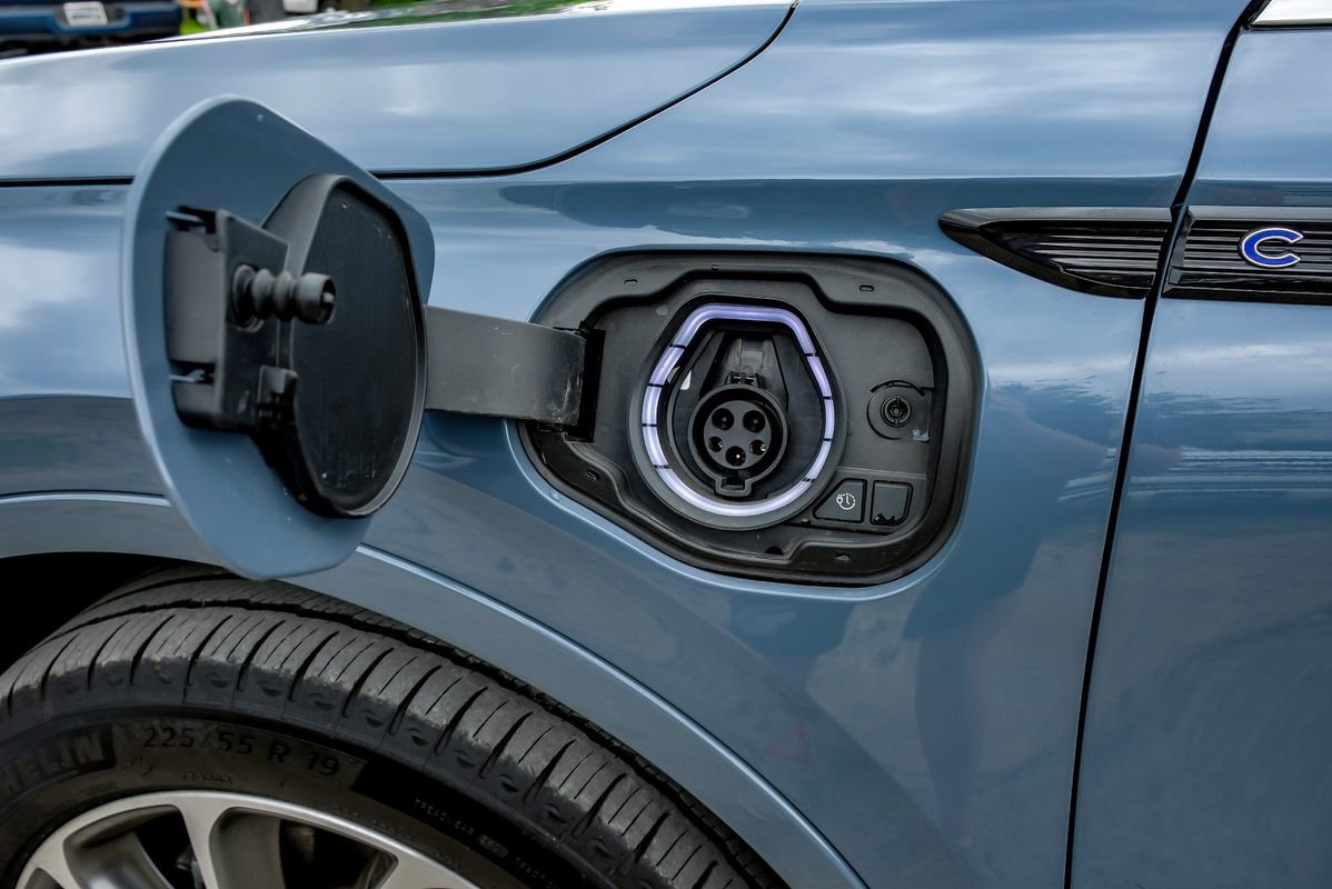 Used 2024 Lincoln Corsair Grand Touring w/ Equipment Group 301A image 54