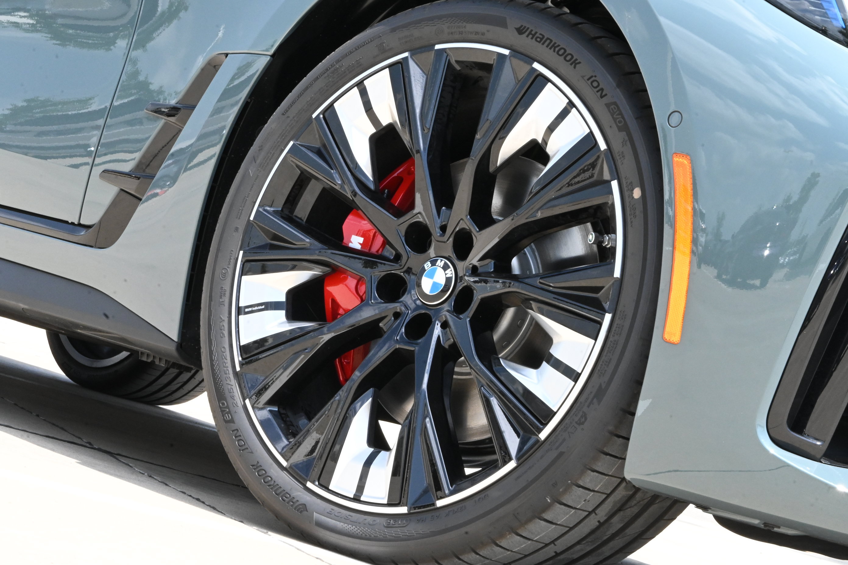 New 2026 BMW M440i w/ Premium Package RWD image 10