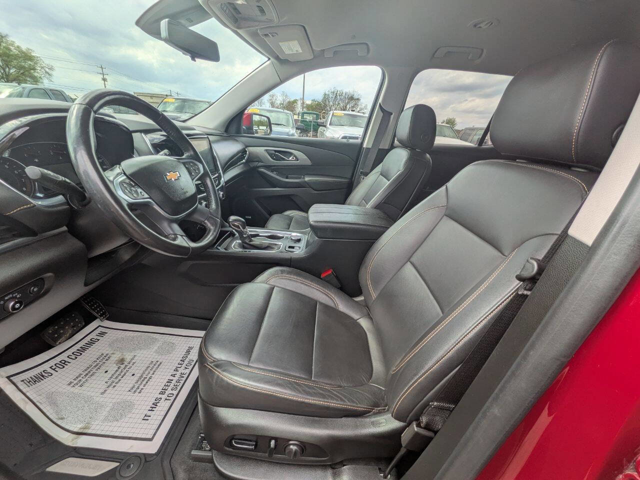 Used 2021 Chevrolet Traverse LT w/ LT Premium Package image 11