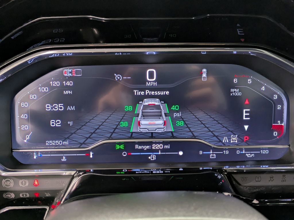 Used 2024 GMC Sierra 1500 Elevation w/ LPO, Elevation Black Package image 15