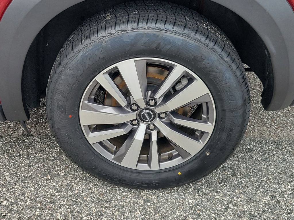Certified 2023 Nissan Pathfinder SL FWD image 5