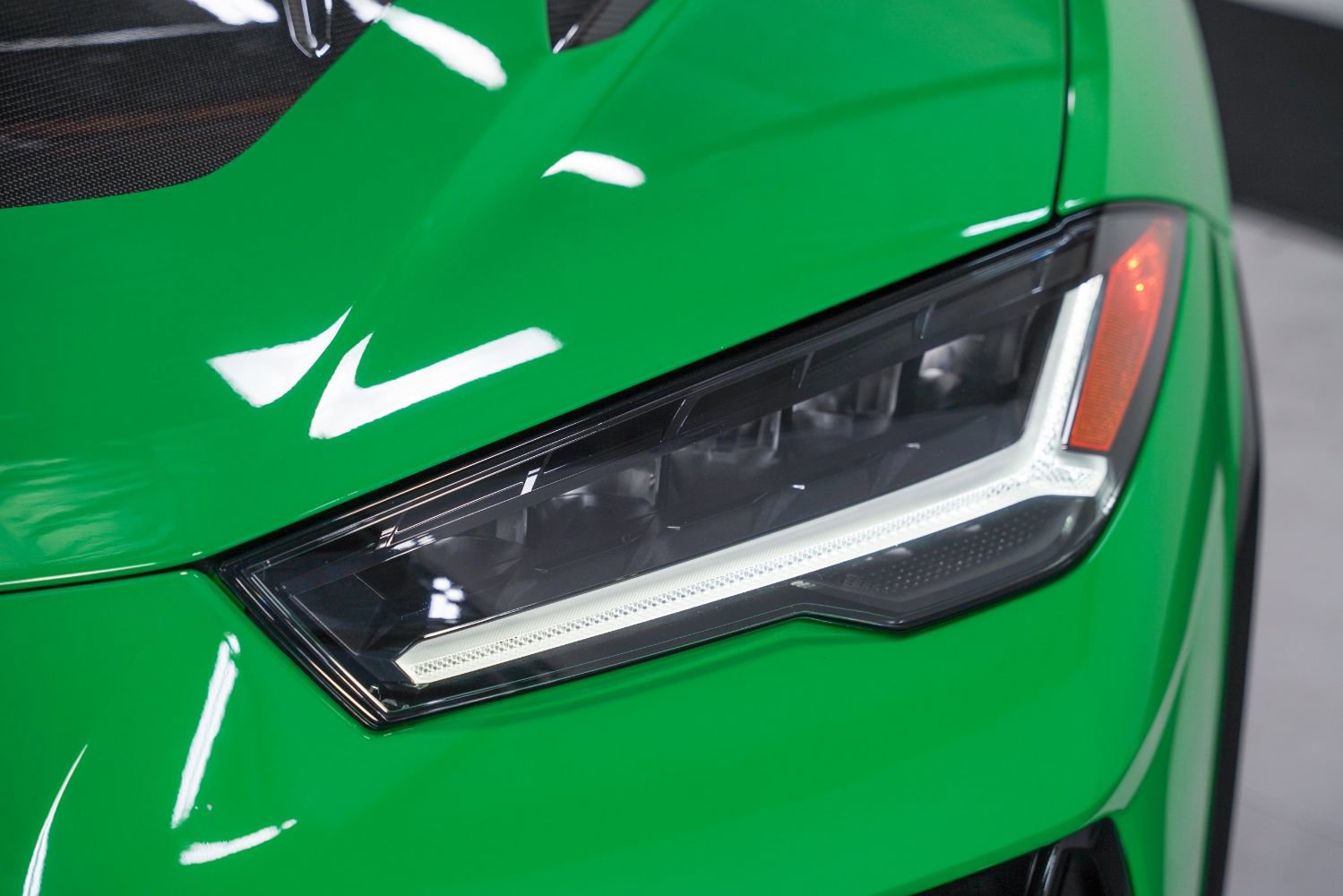 Used 2023 Lamborghini Urus Performante image 16