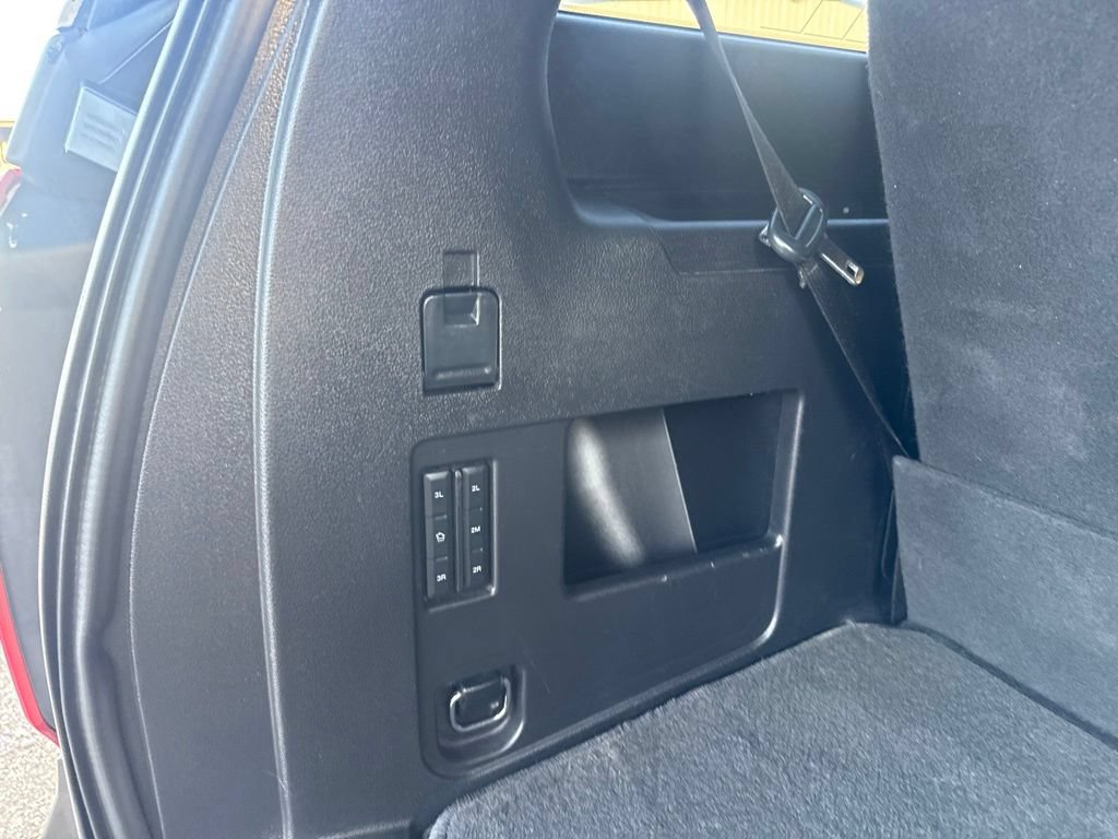 Used 2019 Ford Expedition XLT w/ Equipment Group 202A RWD image 34