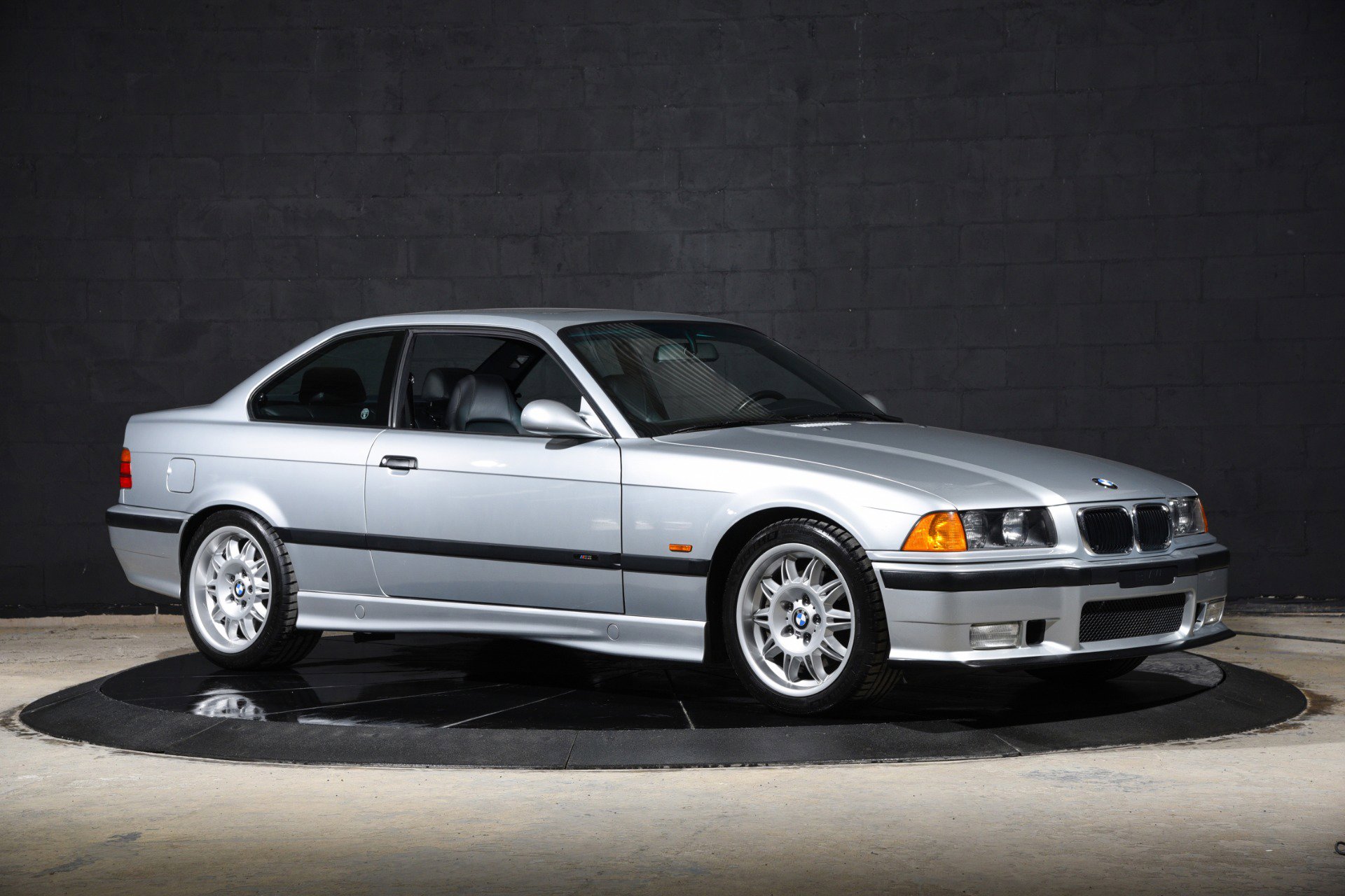 Used 1998 BMW M3 Coupe image 2