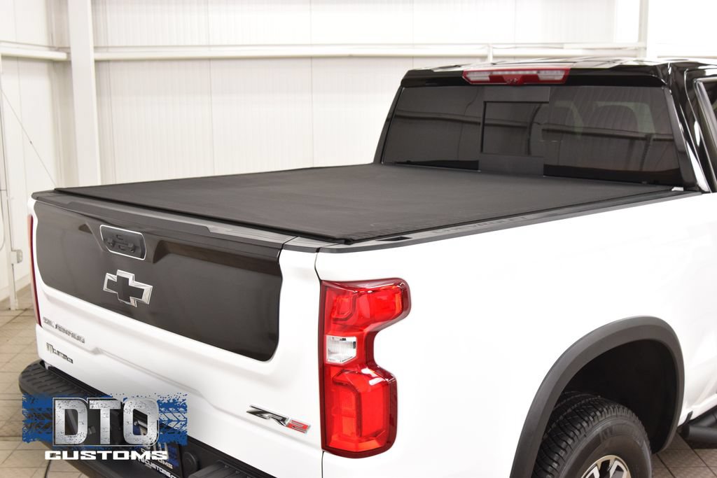 Used 2025 Chevrolet Silverado 1500 ZR2 w/ Technology Package AWD/4WD image 30