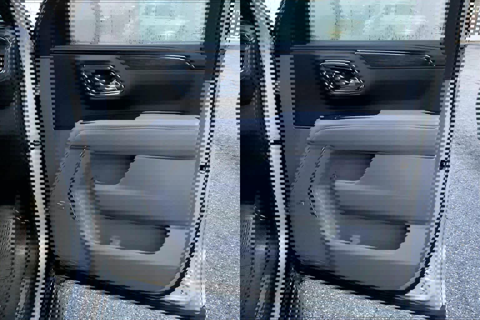 Used 2023 GMC Yukon SLT image 22