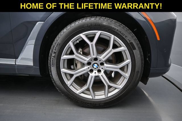 Used 2022 BMW X7 xDrive40i w/ Premium Package AWD/4WD image 57