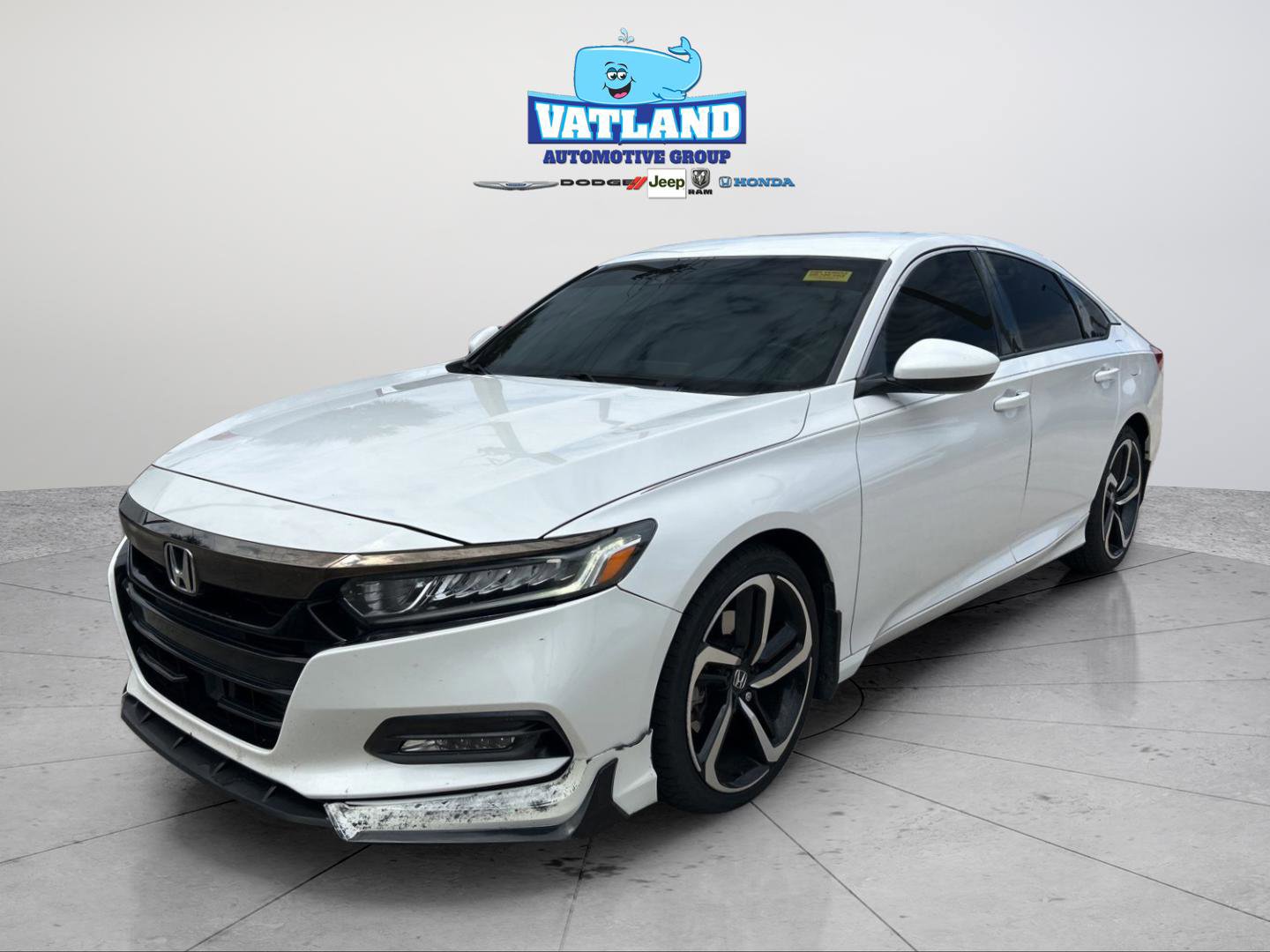 Used 2018 Honda Accord Sport image 1
