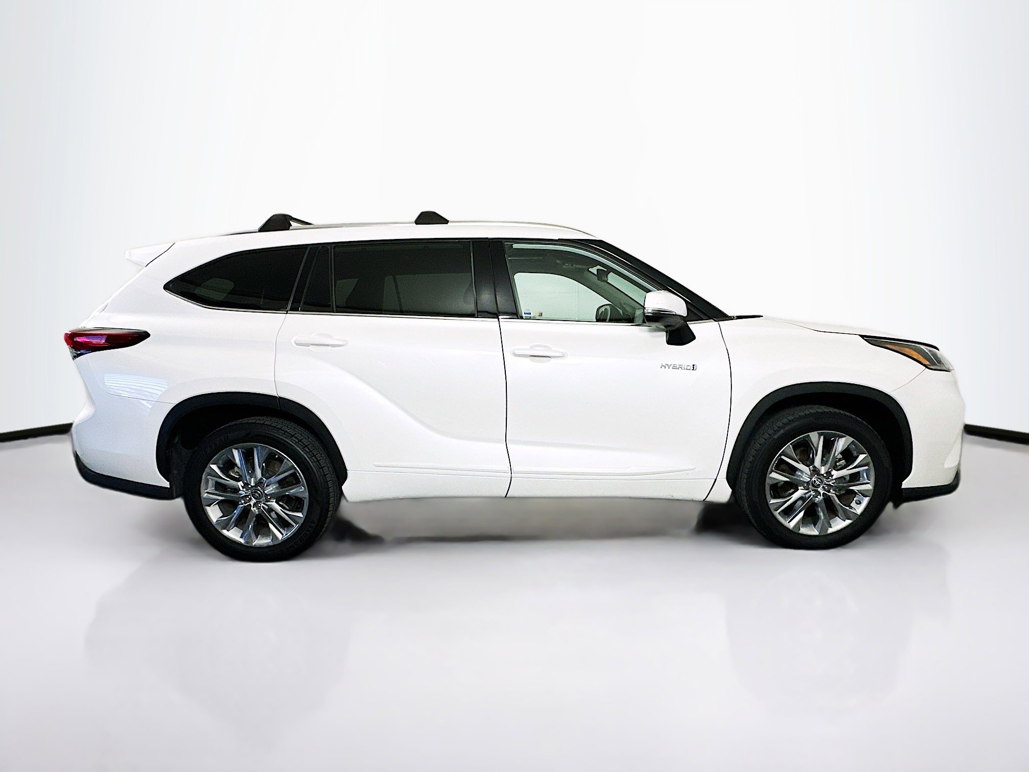 Used 2020 Toyota Highlander Limited image 10