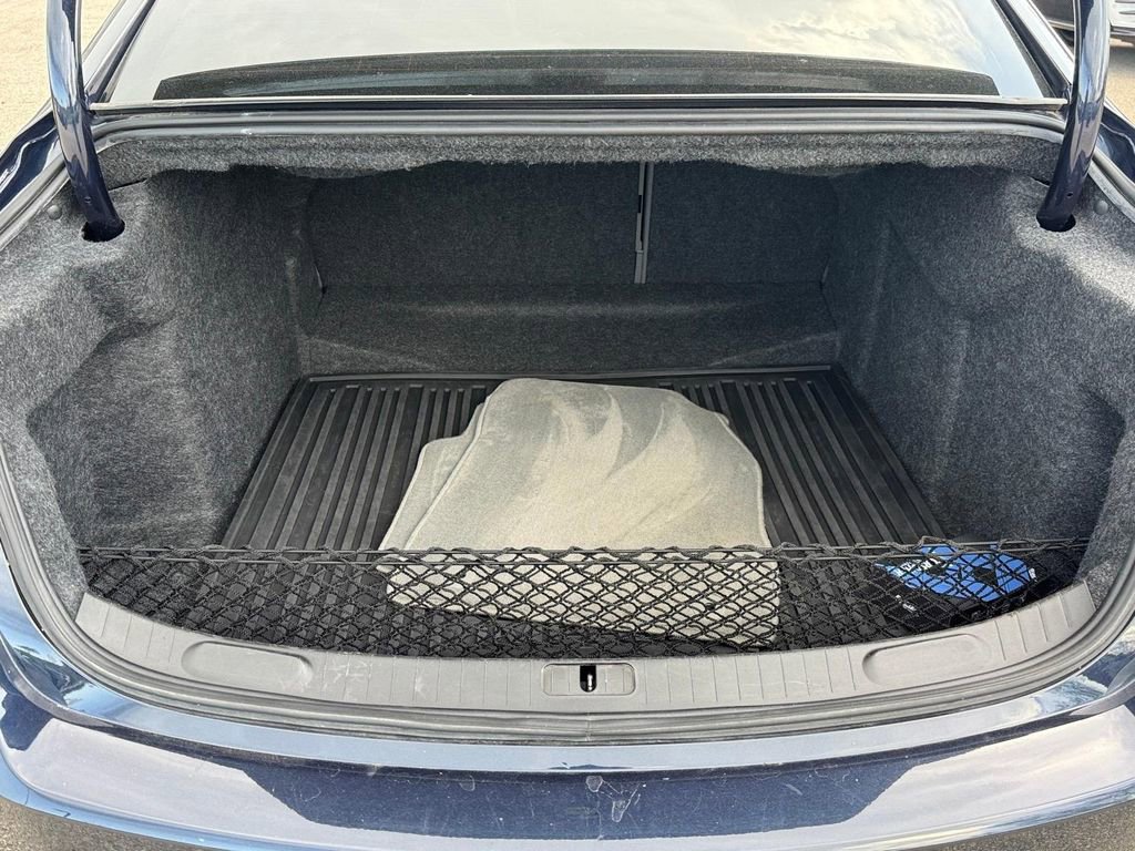 Used 2015 Chevrolet Impala LT FWD image 5