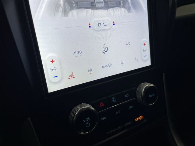 Used 2023 Ford Edge SEL image 28