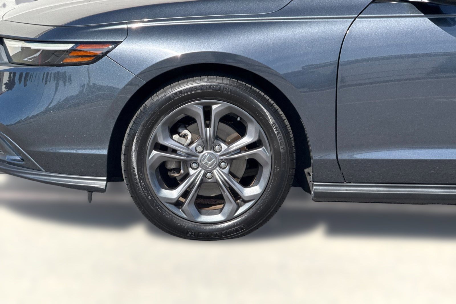 Certified 2023 Honda Accord EX image 12