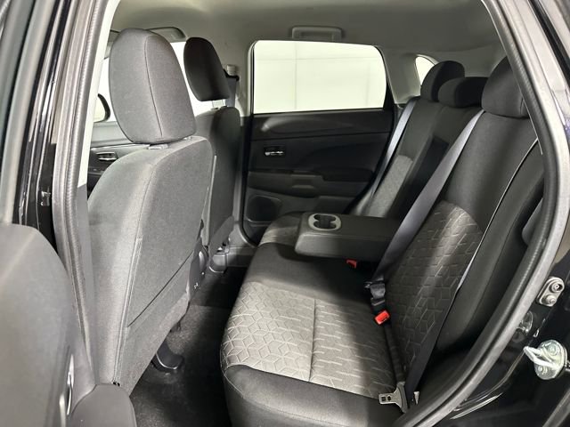 Used 2025 Mitsubishi Outlander Sport LE image 25