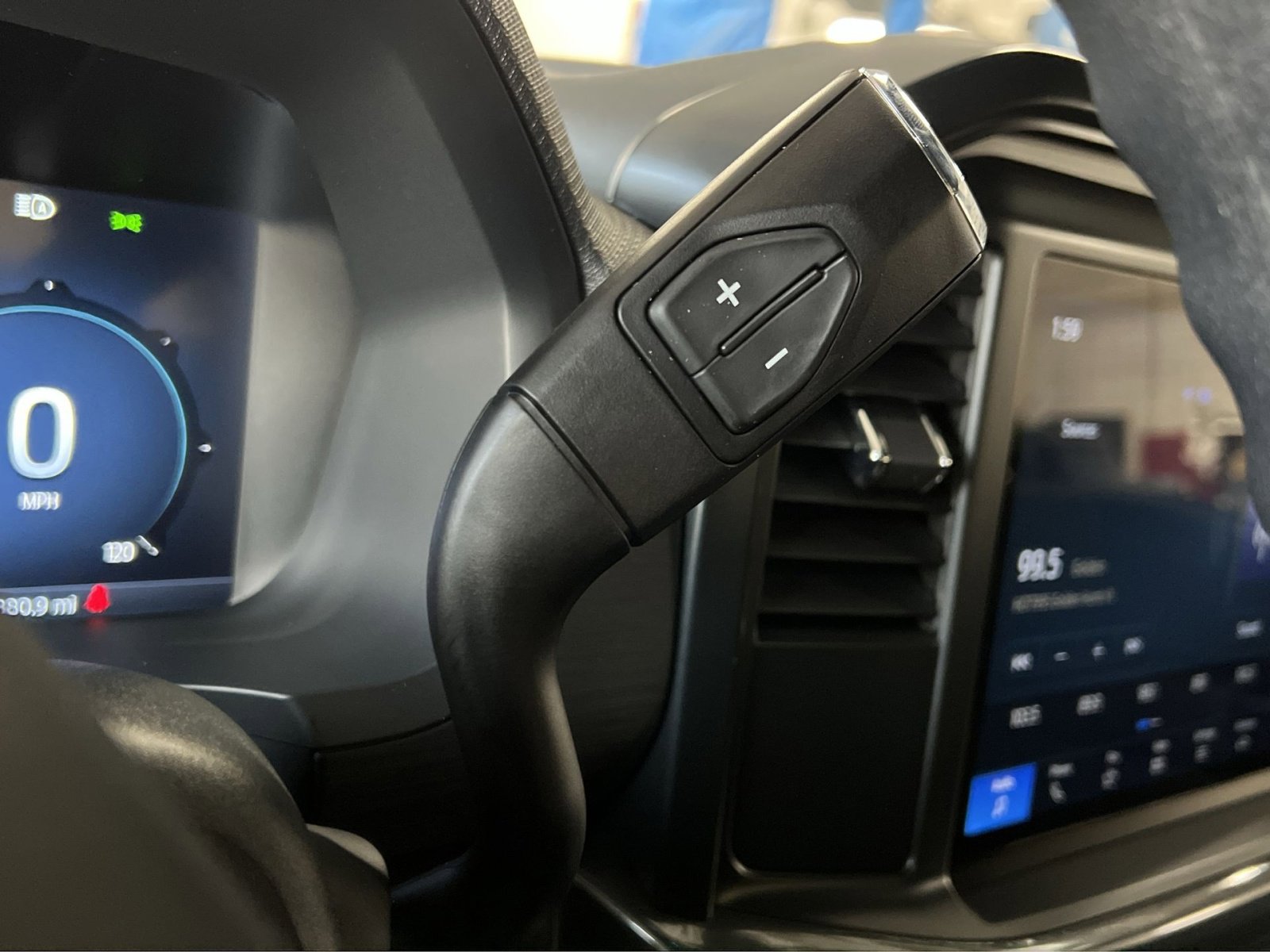 Used 2025 Ford F150 STX w/ Equipment Group 200A image 21