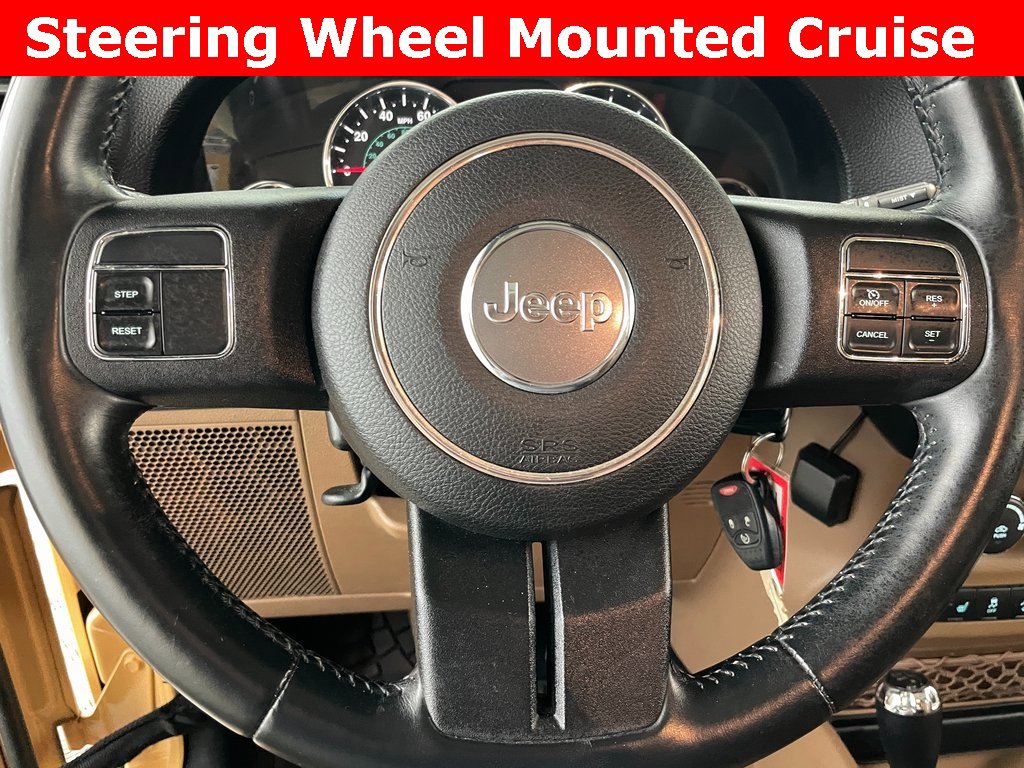 Used 2014 Jeep Wrangler Unlimited Rubicon image 3