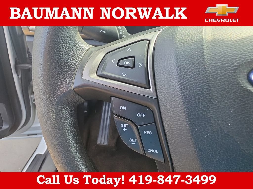 Used 2017 Ford Fusion SE w/ Fusion SE Technology Package FWD image 37