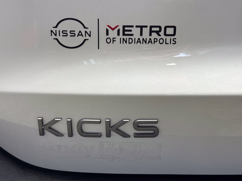 New 2026 Nissan Kicks SR w/ Illumination Package AWD/4WD image 32