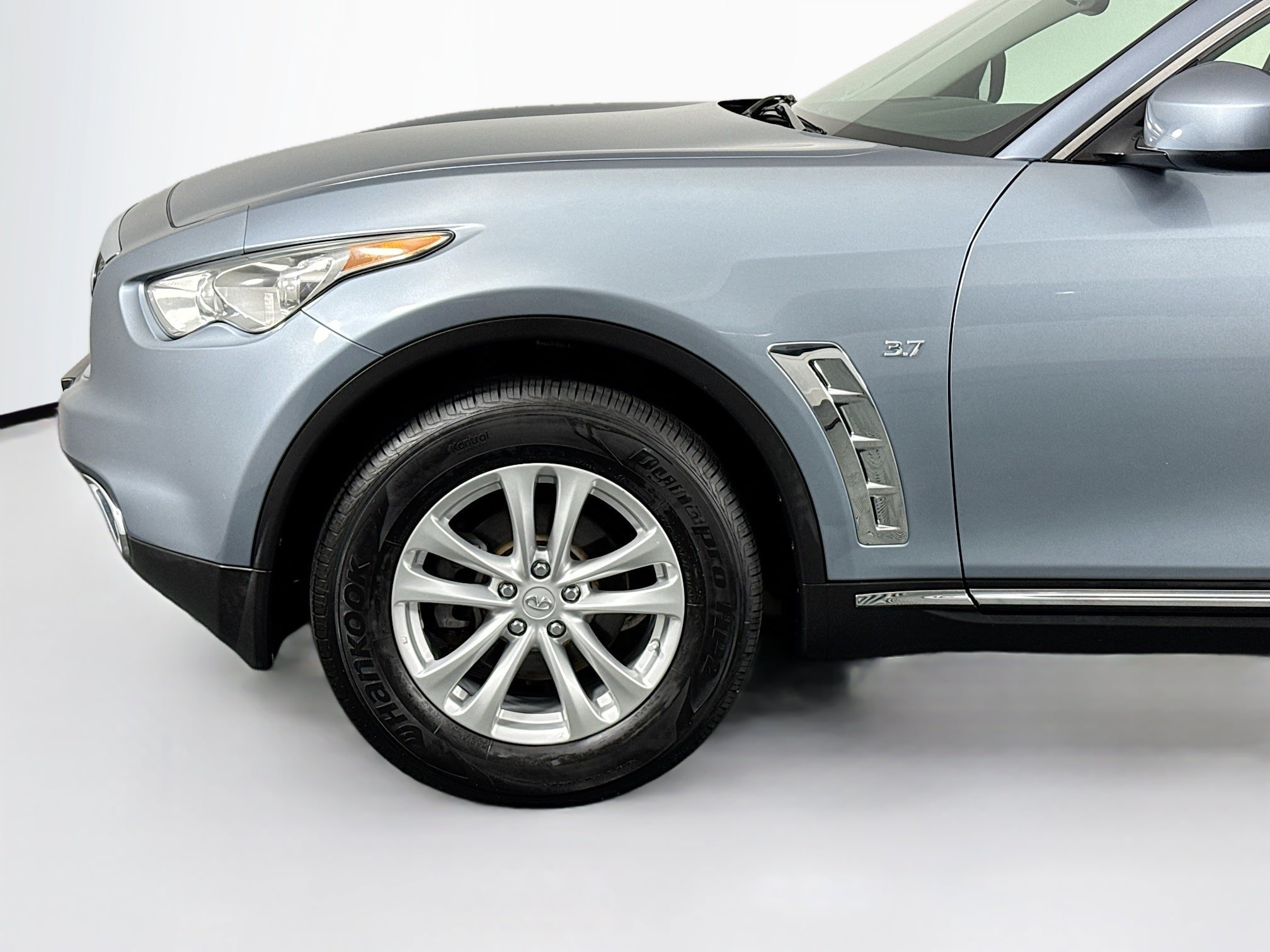 Used 2017 INFINITI QX70 AWD image 42