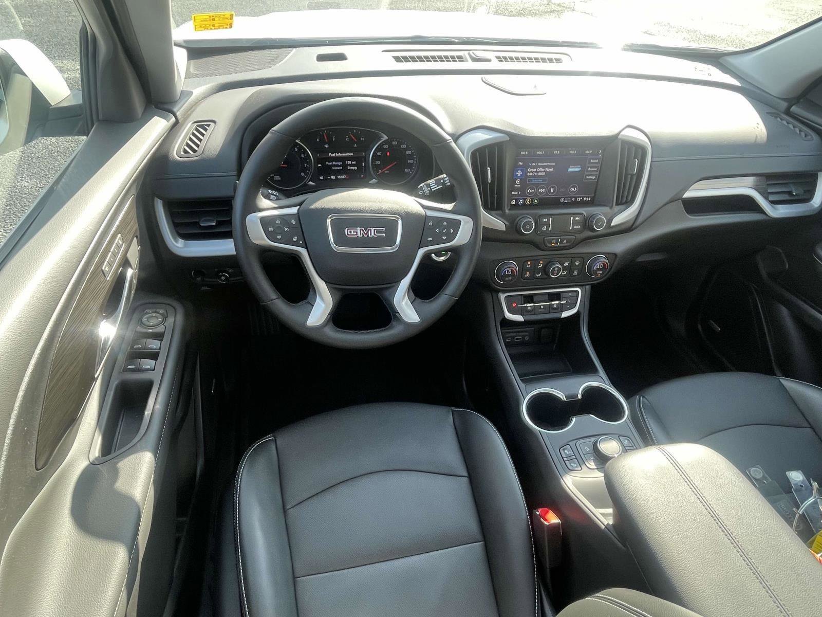 Certified 2024 GMC Terrain SLT w/ Infotainment Package II image 11