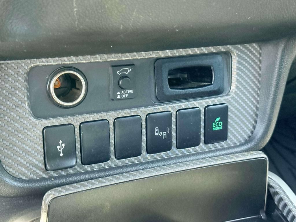 Used 2020 Mitsubishi Outlander SEL AWD/4WD image 21