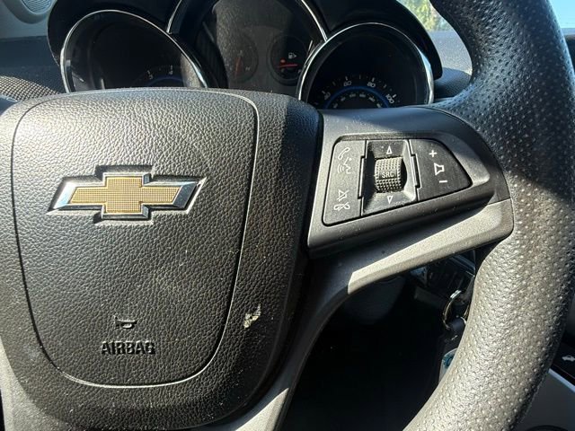 Used 2016 Chevrolet Cruze LT image 21
