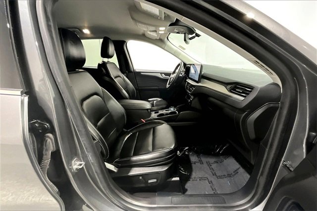 Used 2023 Ford Escape Platinum image 24