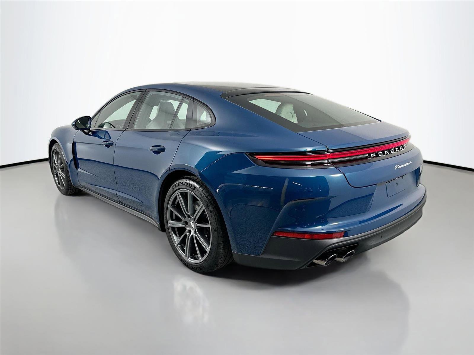 Used 2026 Porsche Panamera 4 AWD/4WD image 3