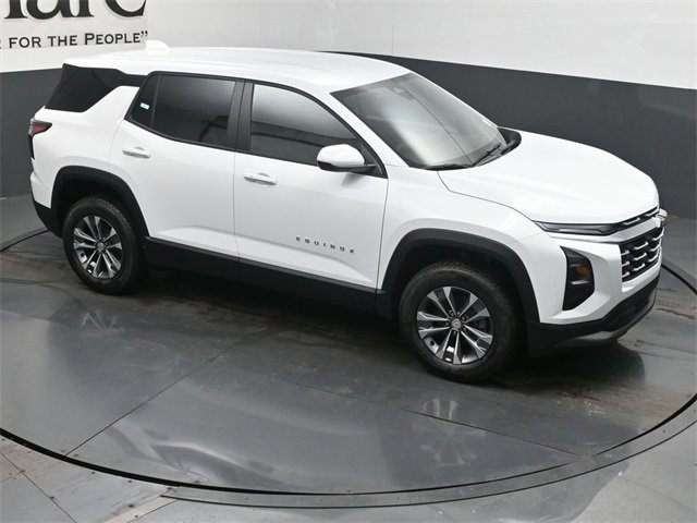 New 2026 Chevrolet Equinox LT w/ LPO, Floor Liner Package image 16