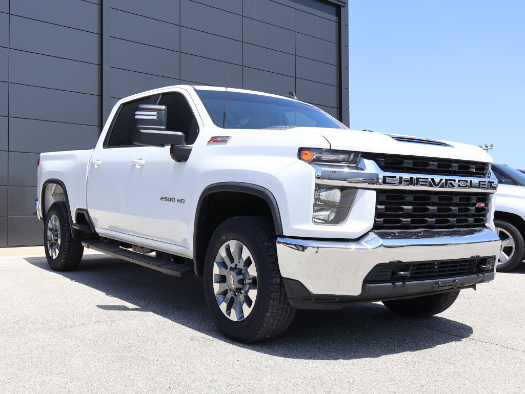 Used 2020 Chevrolet Silverado 2500 LT w/ Z71 Off-Road Package AWD/4WD image 6