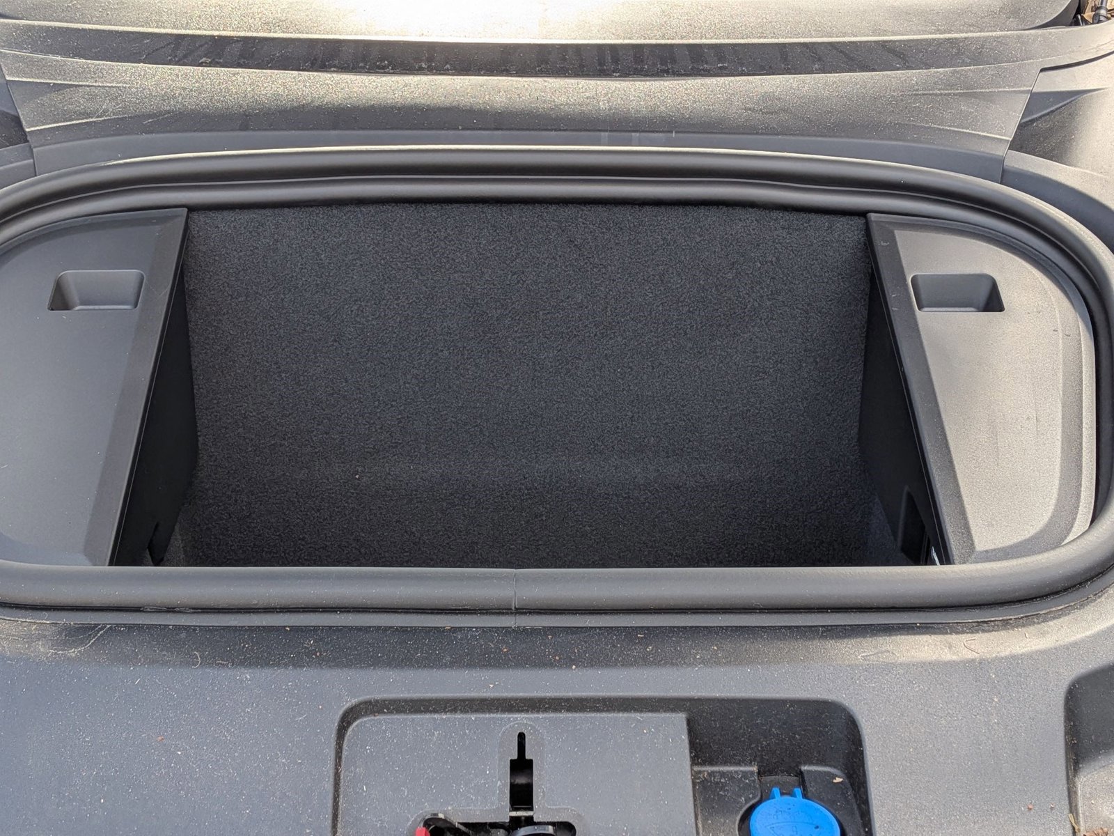 New 2025 Porsche Taycan 4S image 21