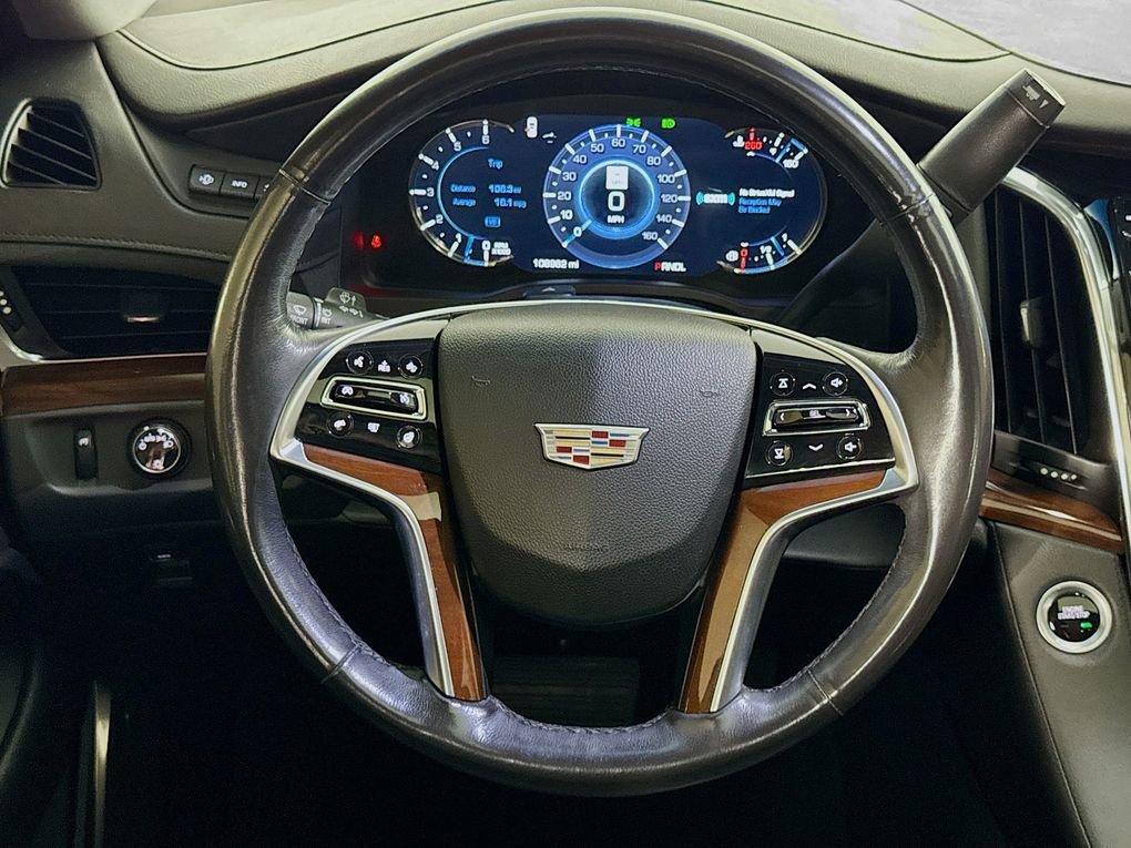 Used 2018 Cadillac Escalade Premium Luxury image 32