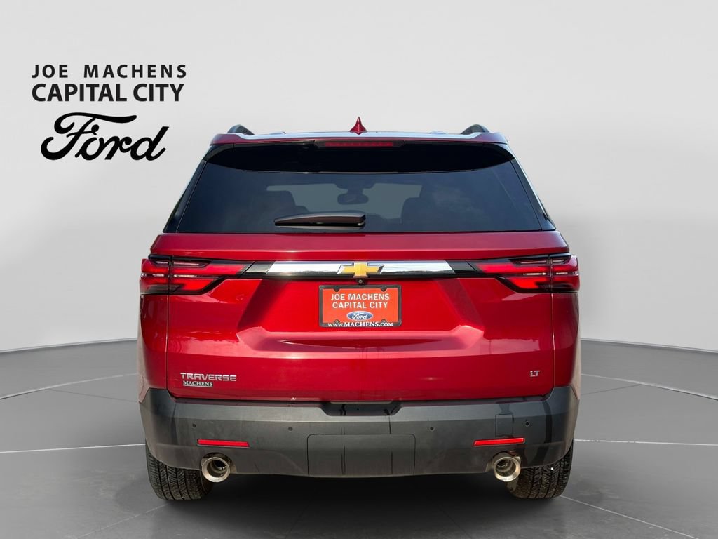 Used 2023 Chevrolet Traverse LT FWD image 6
