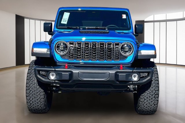 Used 2026 Jeep Wrangler Unlimited Rubicon AWD/4WD image 2