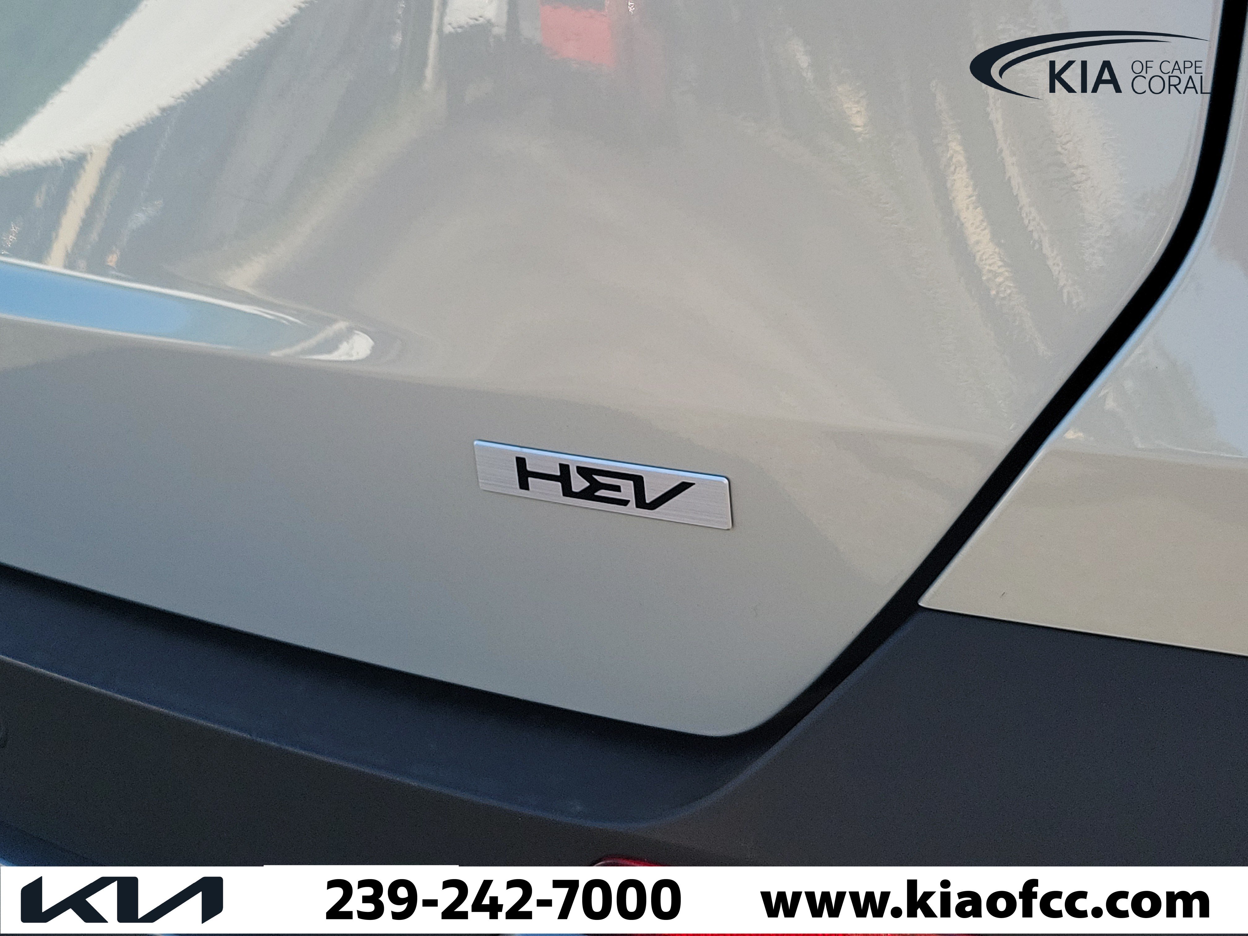 Certified 2025 Kia Carnival SX Prestige FWD image 10
