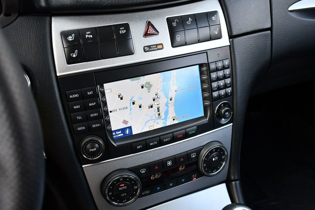 Used 2007 Mercedes-Benz CLK 63 AMG Cabriolet image 13