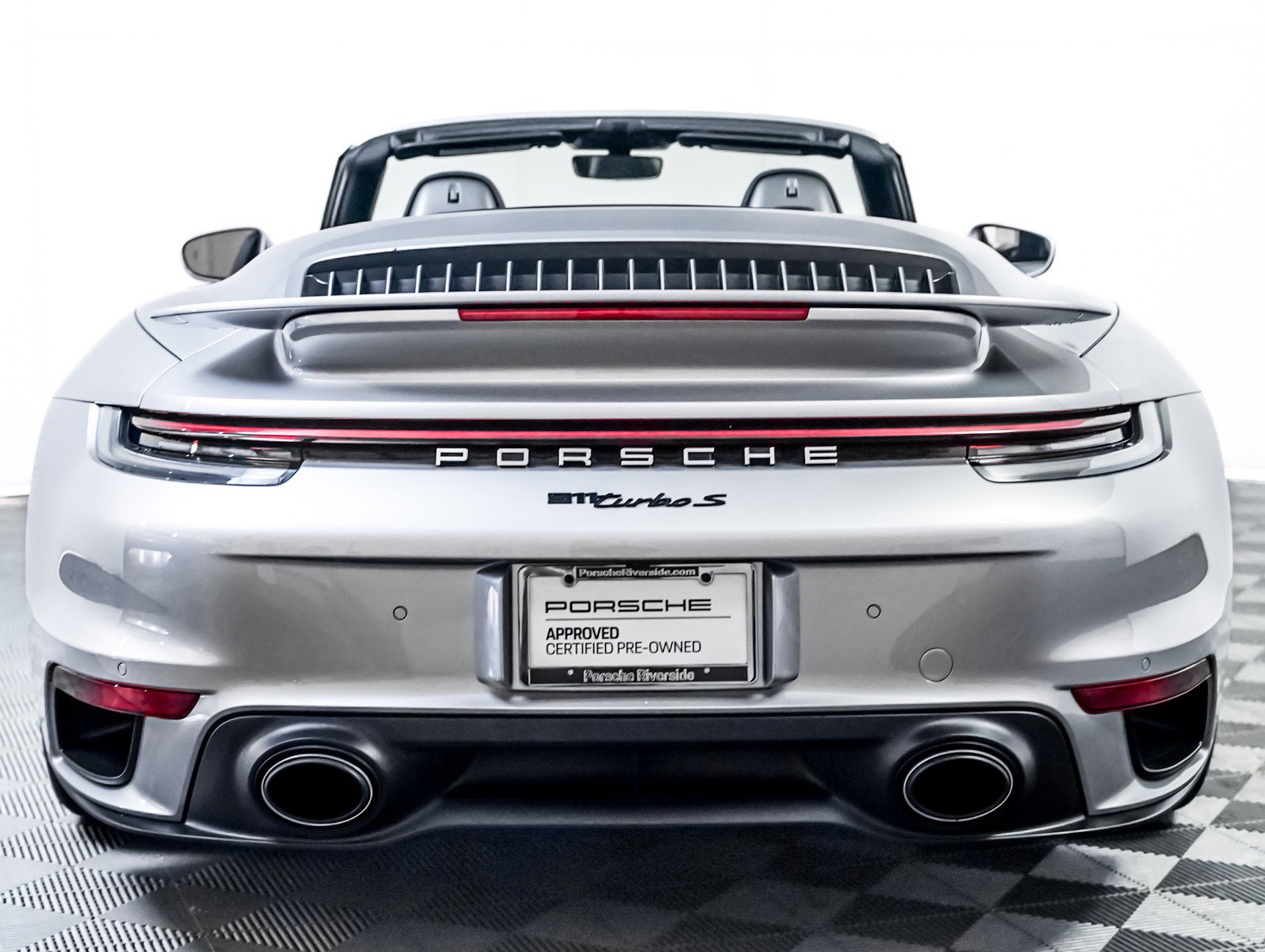 Used 2021 Porsche 911 Turbo S image 12