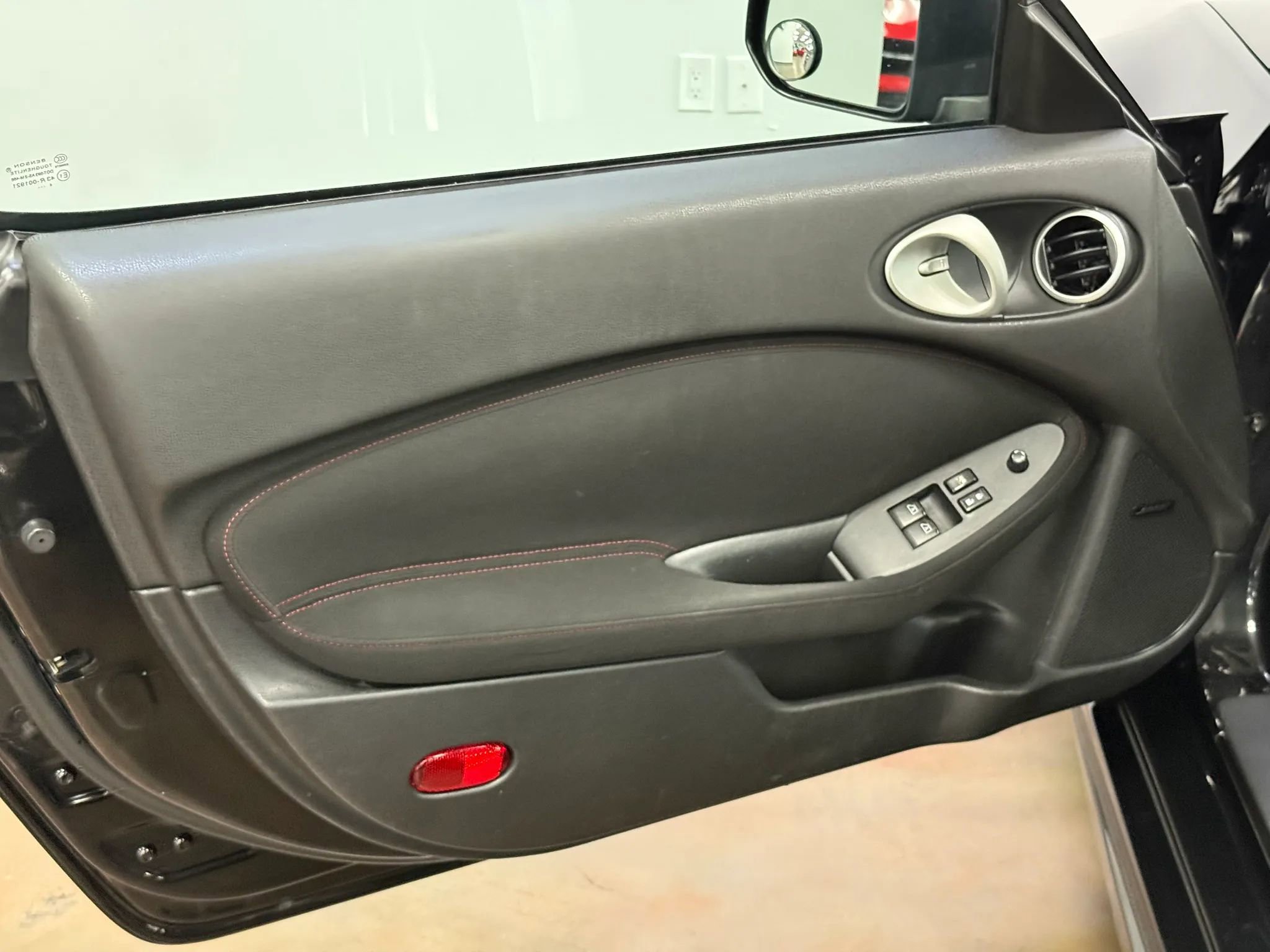 Used 2013 Nissan 370Z NISMO w/ Bose Pkg image 11