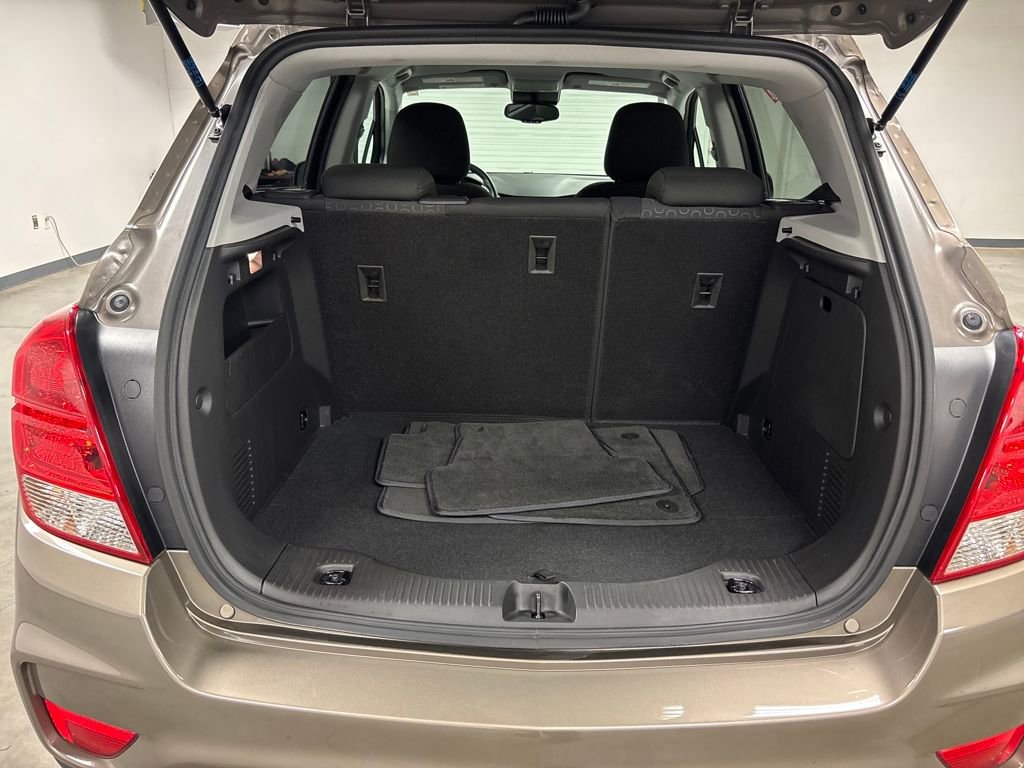 Certified 2020 Chevrolet Trax LS w/ Tint and Cruise Package image 18
